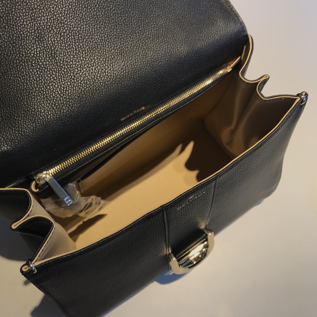 델보 브리앙 MM 토고백 미듐